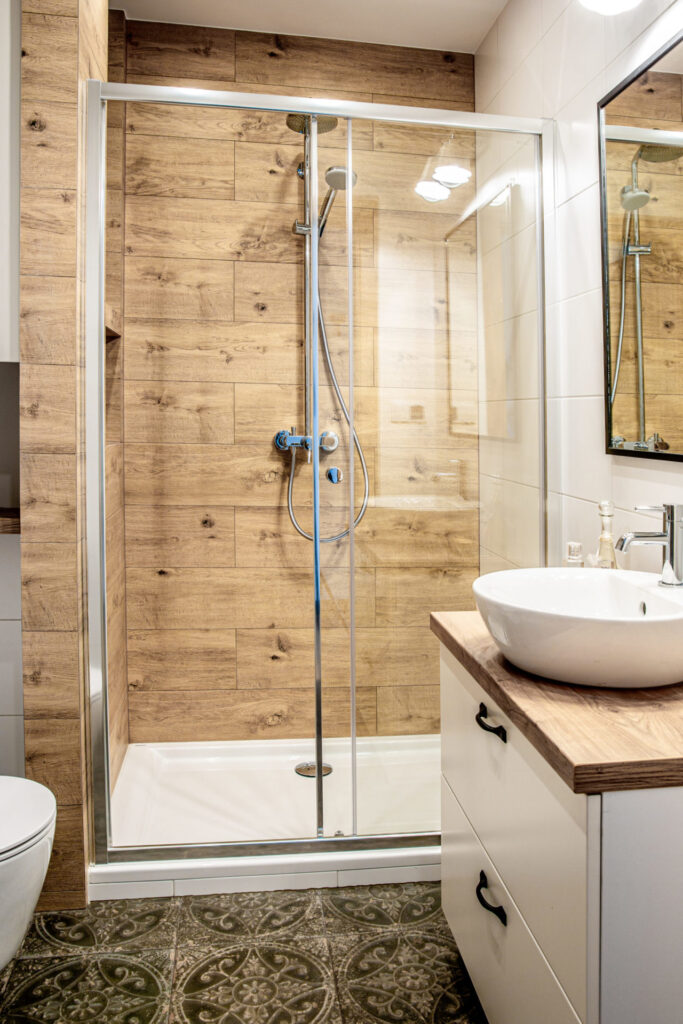 Aranżacja małej łazienki - SaniWell